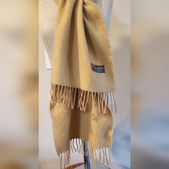 100% Cashmere Unbranded tan 12"x65" - Picture 2 of 7